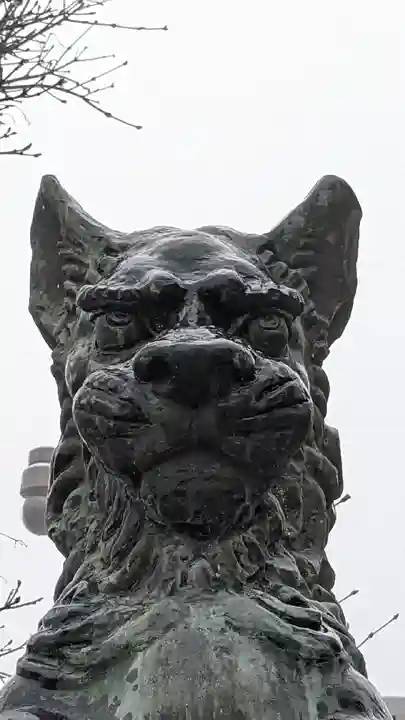 武蔵御嶽神社の狛犬