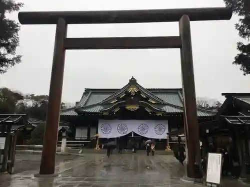 靖國神社の鳥居