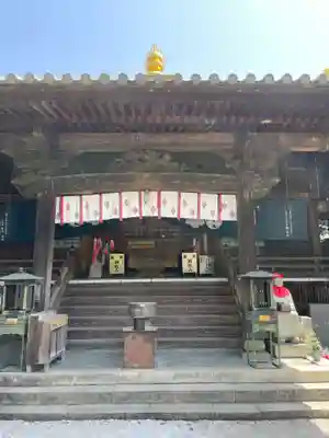 霊山寺の本殿・本堂