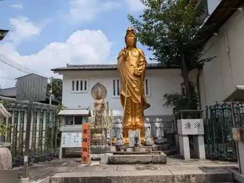 伏見稲荷大社(京都府)