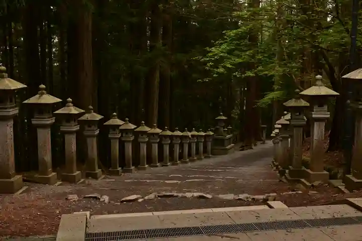 三峯神社(埼玉県)