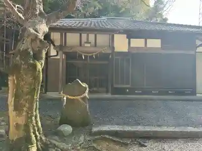 圡生神社の{uncategorized: "未分類", other: "その他", undefined: "問題あり", building: "その他建物", grave: "お墓", sacred_gate: "鳥居", guardian: "狛犬", statue: "像", buddha: "仏像", history: "歴史", nature: "自然", garden: "庭園", animal: "動物", pagoda: "塔", temizu: "手水舎", mountain_gate: "山門・神門", sanctuary: "本殿・本堂", subordinate: "末社・摂社", art: "芸術", scenery: "景色", jizo: "地蔵", ema: "絵馬", goshuin: "御朱印", omikuji: "おみくじ", items: "授与品その他", amulet: "お守り", goshuincho: "御朱印帳", eats: "食事", festival: "お祭り", votive_dance: "神楽", shichigosan: "七五三参", wedding: "結婚式", experience: "体験その他", initially: "初詣", around: "周辺", anti_infection: "感染症対策"}