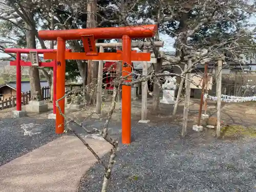 亀麿神社の鳥居