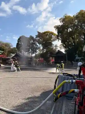 川原神社の{uncategorized: "未分類", other: "その他", undefined: "問題あり", building: "その他建物", grave: "お墓", sacred_gate: "鳥居", guardian: "狛犬", statue: "像", buddha: "仏像", history: "歴史", nature: "自然", garden: "庭園", animal: "動物", pagoda: "塔", temizu: "手水舎", mountain_gate: "山門・神門", sanctuary: "本殿・本堂", subordinate: "末社・摂社", art: "芸術", scenery: "景色", jizo: "地蔵", ema: "絵馬", goshuin: "御朱印", omikuji: "おみくじ", items: "授与品その他", amulet: "お守り", goshuincho: "御朱印帳", eats: "食事", festival: "お祭り", votive_dance: "神楽", shichigosan: "七五三参", wedding: "結婚式", experience: "体験その他", initially: "初詣", around: "周辺", anti_infection: "感染症対策"}