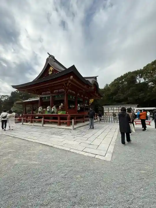 鶴岡八幡宮の{uncategorized: "未分類", other: "その他", undefined: "問題あり", building: "その他建物", grave: "お墓", sacred_gate: "鳥居", guardian: "狛犬", statue: "像", buddha: "仏像", history: "歴史", nature: "自然", garden: "庭園", animal: "動物", pagoda: "塔", temizu: "手水舎", mountain_gate: "山門・神門", sanctuary: "本殿・本堂", subordinate: "末社・摂社", art: "芸術", scenery: "景色", jizo: "地蔵", ema: "絵馬", goshuin: "御朱印", omikuji: "おみくじ", items: "授与品その他", amulet: "お守り", goshuincho: "御朱印帳", eats: "食事", festival: "お祭り", votive_dance: "神楽", shichigosan: "七五三参", wedding: "結婚式", experience: "体験その他", initially: "初詣", around: "周辺", anti_infection: "感染症対策"}
