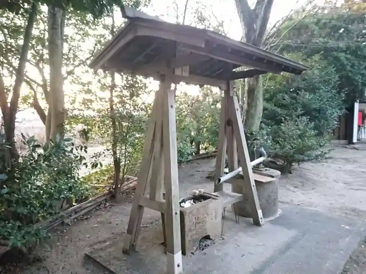 針曽根八幡社の手水舎