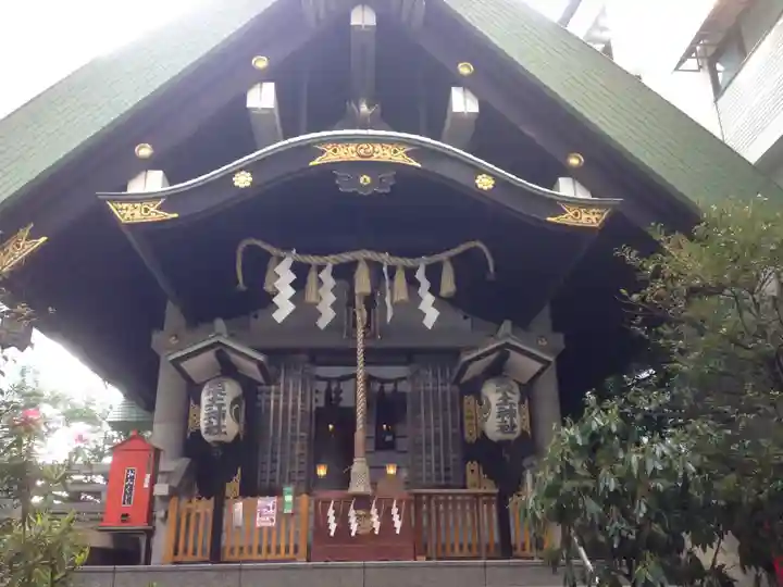 築土神社の本殿・本堂