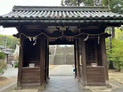安仁神社の{uncategorized: "未分類", other: "その他", undefined: "問題あり", building: "その他建物", grave: "お墓", sacred_gate: "鳥居", guardian: "狛犬", statue: "像", buddha: "仏像", history: "歴史", nature: "自然", garden: "庭園", animal: "動物", pagoda: "塔", temizu: "手水舎", mountain_gate: "山門・神門", sanctuary: "本殿・本堂", subordinate: "末社・摂社", art: "芸術", scenery: "景色", jizo: "地蔵", ema: "絵馬", goshuin: "御朱印", omikuji: "おみくじ", items: "授与品その他", amulet: "お守り", goshuincho: "御朱印帳", eats: "食事", festival: "お祭り", votive_dance: "神楽", shichigosan: "七五三参", wedding: "結婚式", experience: "体験その他", initially: "初詣", around: "周辺", anti_infection: "感染症対策"}