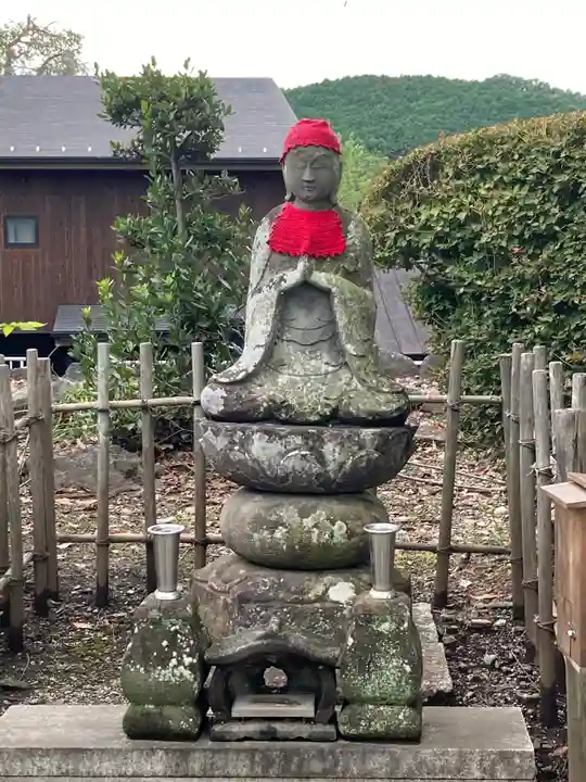 観音寺の地蔵