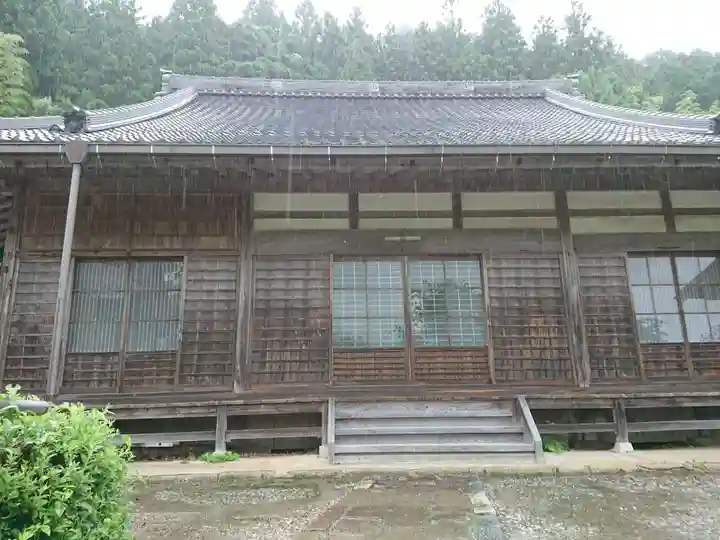 大蔵寺の本殿・本堂