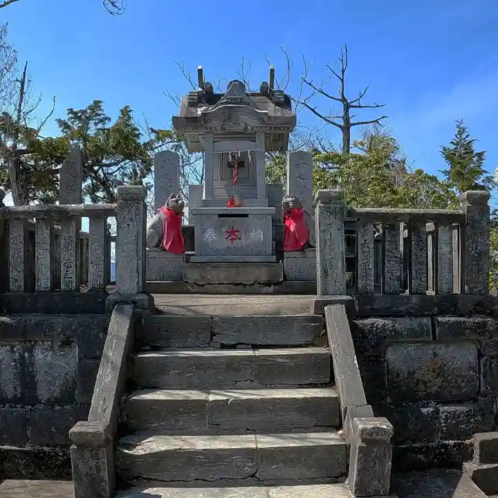 三峯神社の本殿・本堂