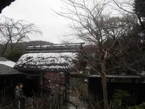 東慶寺の山門