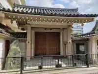 諦聴寺の山門・神門