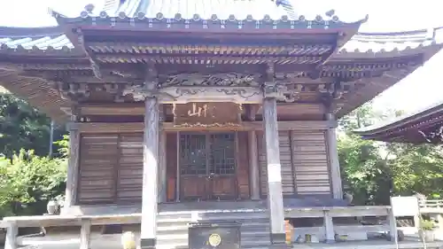 龍峰寺の本殿・本堂