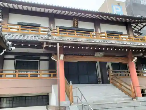 九品寺の本殿・本堂