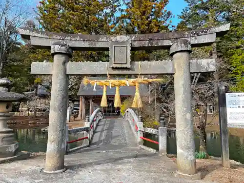 穂見諏訪十五所神社の鳥居