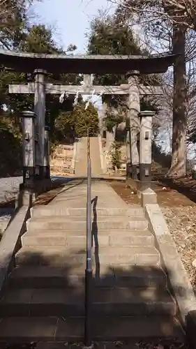 七ツ木神社の鳥居