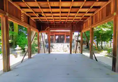 十二所神社（光明寺大条戸）の本殿・本堂