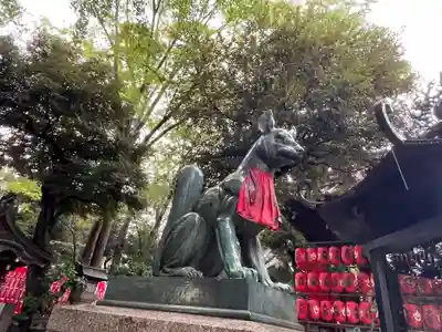 豊川稲荷東京別院の狛犬