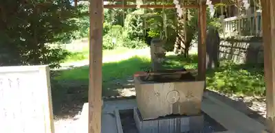 安房神社の手水舎