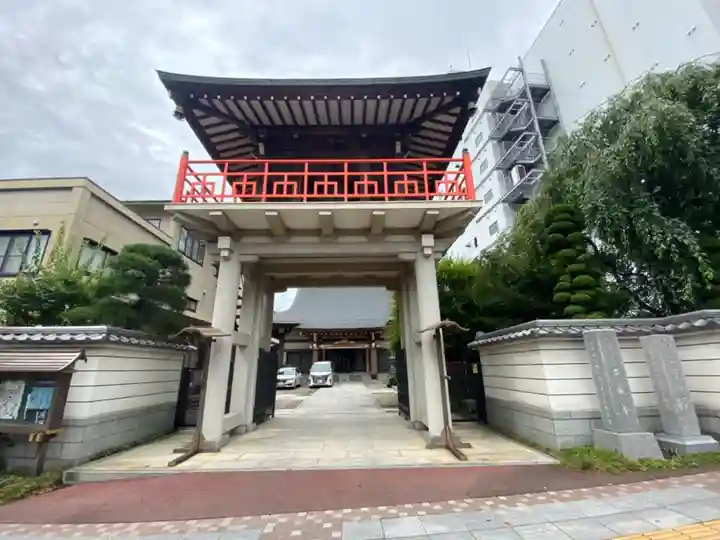 寶藏寺(成田不動尊) の山門・神門