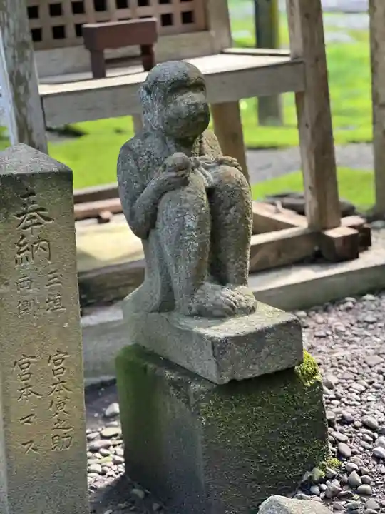 吾平津神社の像
