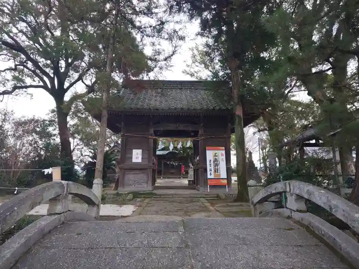 三島神社の山門・神門