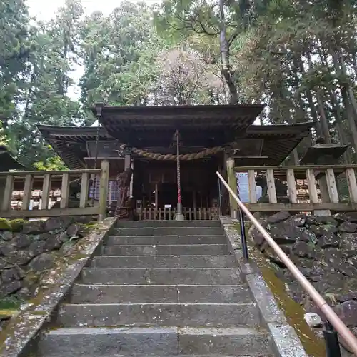 日光大室高龗神社の本殿