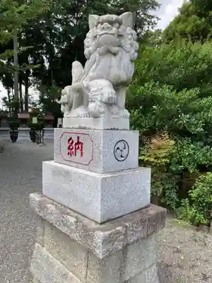 亀ケ池八幡宮の狛犬