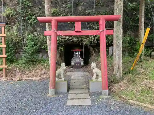 遠見岬神社の末社