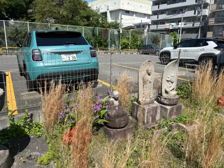 善福院の{uncategorized: "未分類", other: "その他", undefined: "問題あり", building: "その他建物", grave: "お墓", sacred_gate: "鳥居", guardian: "狛犬", statue: "像", buddha: "仏像", history: "歴史", nature: "自然", garden: "庭園", animal: "動物", pagoda: "塔", temizu: "手水舎", mountain_gate: "山門・神門", sanctuary: "本殿・本堂", subordinate: "末社・摂社", art: "芸術", scenery: "景色", jizo: "地蔵", ema: "絵馬", goshuin: "御朱印", omikuji: "おみくじ", items: "授与品その他", amulet: "お守り", goshuincho: "御朱印帳", eats: "食事", festival: "お祭り", votive_dance: "神楽", shichigosan: "七五三参", wedding: "結婚式", experience: "体験その他", initially: "初詣", around: "周辺", anti_infection: "感染症対策"}