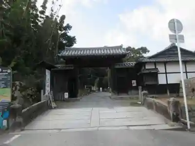園城寺（三井寺）の山門・神門