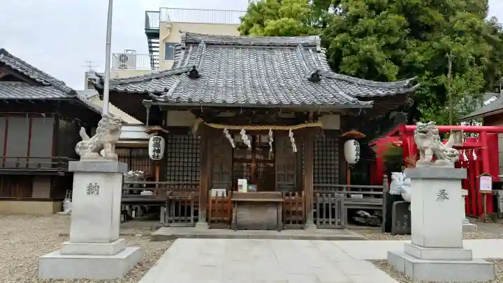 池袋御嶽神社の{uncategorized: "未分類", other: "その他", undefined: "問題あり", building: "その他建物", grave: "お墓", sacred_gate: "鳥居", guardian: "狛犬", statue: "像", buddha: "仏像", history: "歴史", nature: "自然", garden: "庭園", animal: "動物", pagoda: "塔", temizu: "手水舎", mountain_gate: "山門・神門", sanctuary: "本殿・本堂", subordinate: "末社・摂社", art: "芸術", scenery: "景色", jizo: "地蔵", ema: "絵馬", goshuin: "御朱印", omikuji: "おみくじ", items: "授与品その他", amulet: "お守り", goshuincho: "御朱印帳", eats: "食事", festival: "お祭り", votive_dance: "神楽", shichigosan: "七五三参", wedding: "結婚式", experience: "体験その他", initially: "初詣", around: "周辺", anti_infection: "感染症対策"}