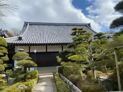 海福寺の{uncategorized: "未分類", other: "その他", undefined: "問題あり", building: "その他建物", grave: "お墓", sacred_gate: "鳥居", guardian: "狛犬", statue: "像", buddha: "仏像", history: "歴史", nature: "自然", garden: "庭園", animal: "動物", pagoda: "塔", temizu: "手水舎", mountain_gate: "山門・神門", sanctuary: "本殿・本堂", subordinate: "末社・摂社", art: "芸術", scenery: "景色", jizo: "地蔵", ema: "絵馬", goshuin: "御朱印", omikuji: "おみくじ", items: "授与品その他", amulet: "お守り", goshuincho: "御朱印帳", eats: "食事", festival: "お祭り", votive_dance: "神楽", shichigosan: "七五三参", wedding: "結婚式", experience: "体験その他", initially: "初詣", around: "周辺", anti_infection: "感染症対策"}