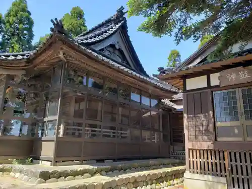 春日神社の本殿・本堂