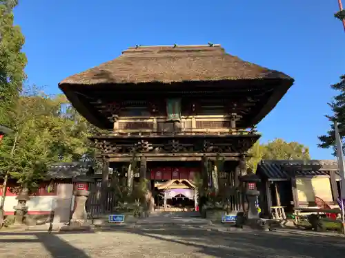 青井阿蘇神社の山門