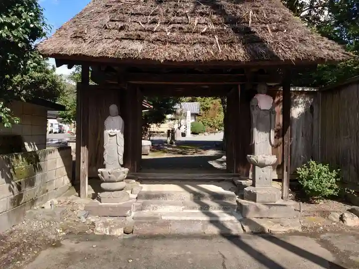 観音寺の山門・神門