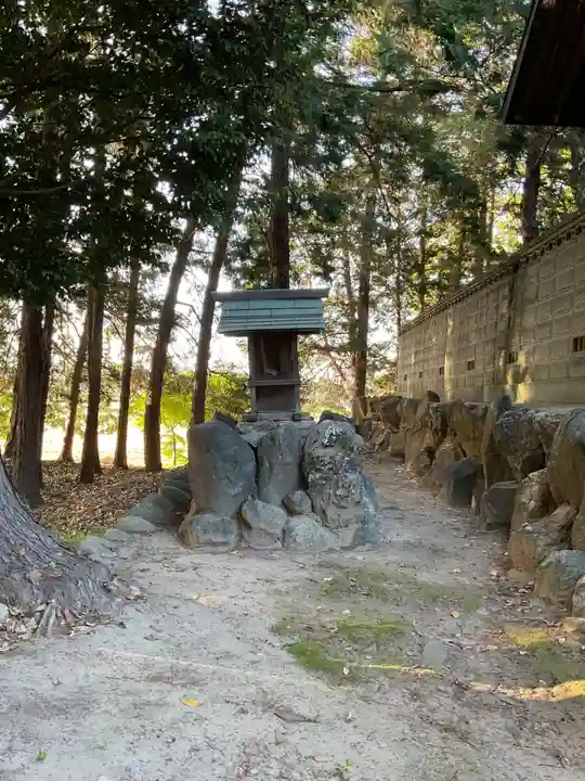 三明神社の末社・摂社