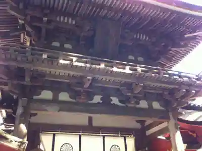 石上神宮の山門・神門