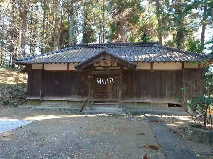 八宮神社(越畑)の{uncategorized: "未分類", other: "その他", undefined: "問題あり", building: "その他建物", grave: "お墓", sacred_gate: "鳥居", guardian: "狛犬", statue: "像", buddha: "仏像", history: "歴史", nature: "自然", garden: "庭園", animal: "動物", pagoda: "塔", temizu: "手水舎", mountain_gate: "山門・神門", sanctuary: "本殿・本堂", subordinate: "末社・摂社", art: "芸術", scenery: "景色", jizo: "地蔵", ema: "絵馬", goshuin: "御朱印", omikuji: "おみくじ", items: "授与品その他", amulet: "お守り", goshuincho: "御朱印帳", eats: "食事", festival: "お祭り", votive_dance: "神楽", shichigosan: "七五三参", wedding: "結婚式", experience: "体験その他", initially: "初詣", around: "周辺", anti_infection: "感染症対策"}