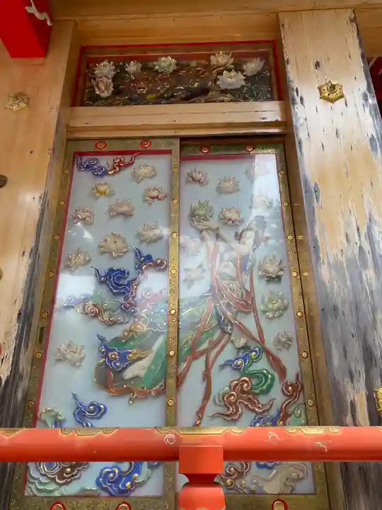加波山神社真壁拝殿の芸術