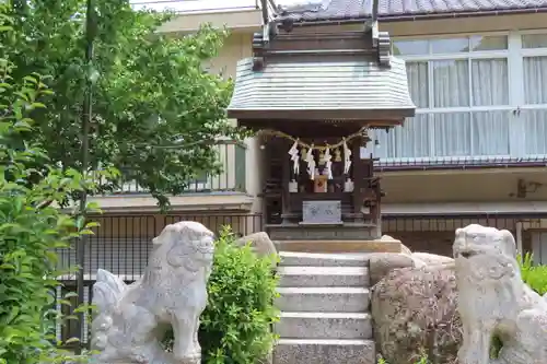 八岩華神社の末社