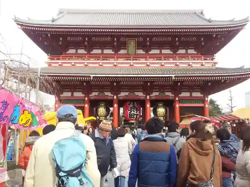 浅草寺の山門