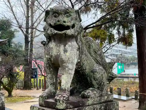 與止日女神社の狛犬