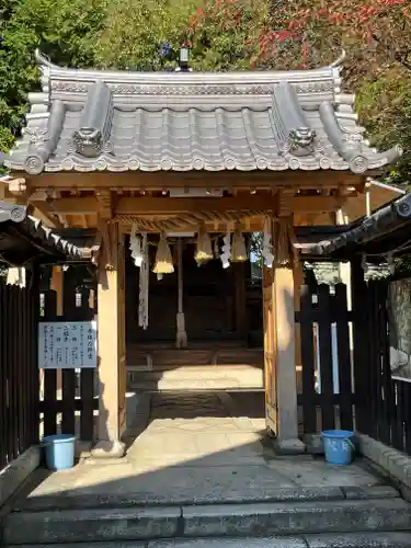 伊豆神社の本殿