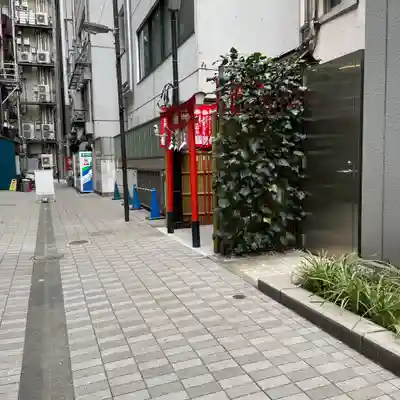 宝童稲荷神社の鳥居