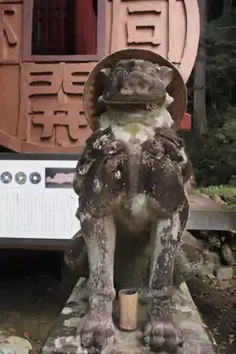 聖神社の狛犬