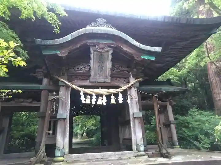 柞原八幡宮の山門・神門
