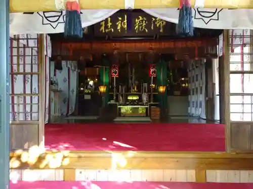 横浜御嶽神社の本殿・本堂