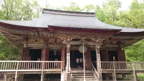 若松寺の本殿